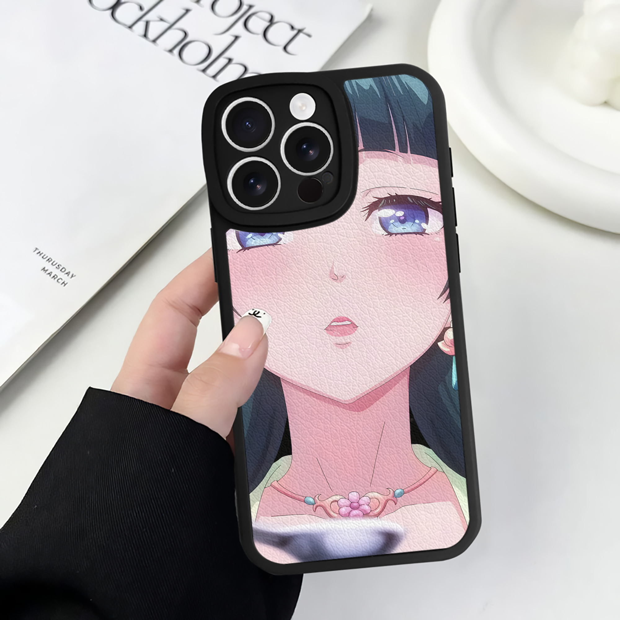 （画像用） 薬屋のひとりごと The Apothecary Diaries 【iPhone 16シリーズ対応】シリコンスマホケース（レザー調） 材質：シリコン